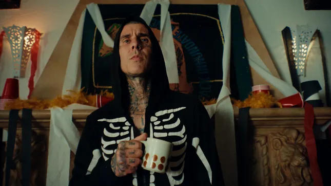 Paradox Ft. Travis Barker - Bender