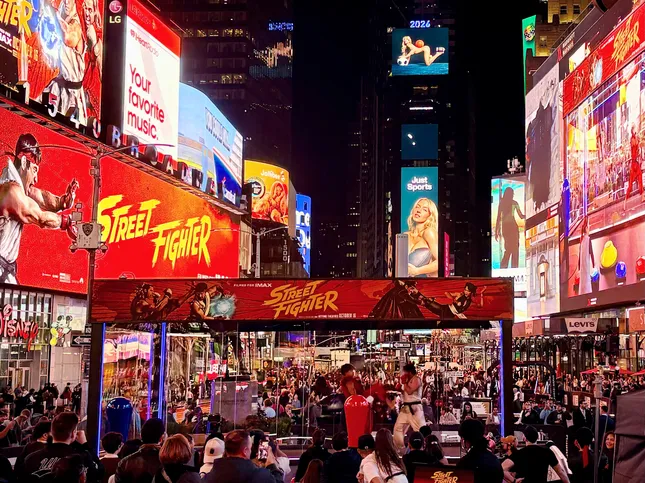 Street Fighter: Times Square billboard live stream + content capture