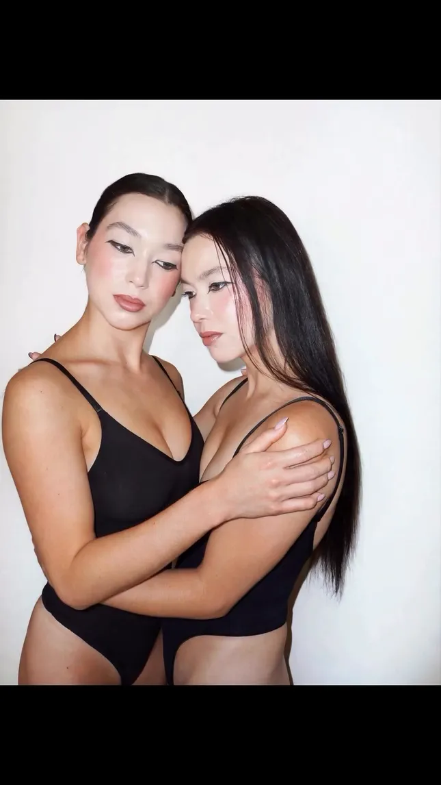 The twins 👯‍♀️ Scout & Sophia
