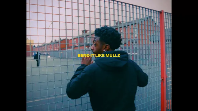 Lostboys: BEND IT LIKE MULLZ