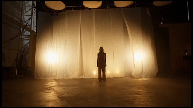 Theatrical Contemporary Dance