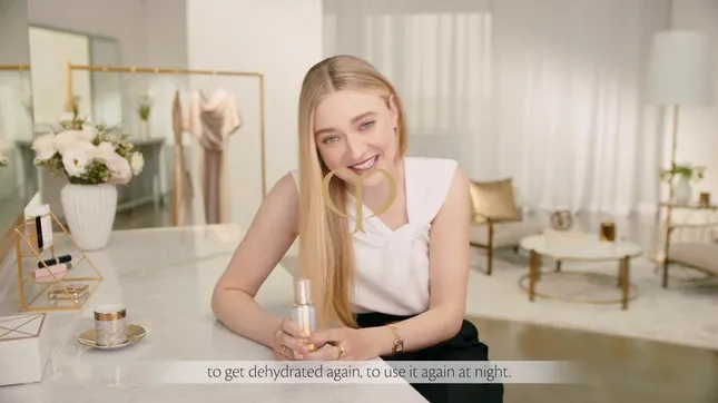 Clé De Peau Beauté | Dakota Fanning
