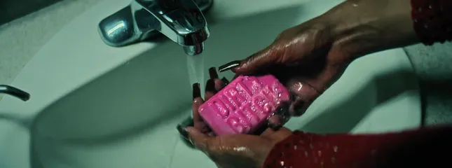 Dirty Bitch - HYRA