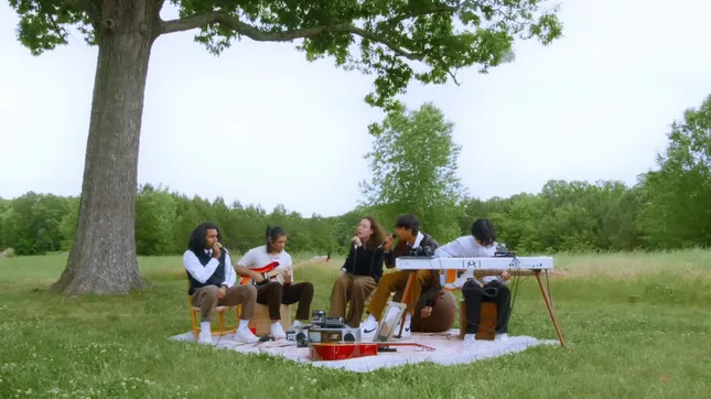“PEARS” (ACOUSTICVIDEO) - Weston Estate