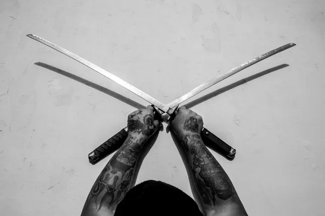 Black Mind, Any Weapon 01