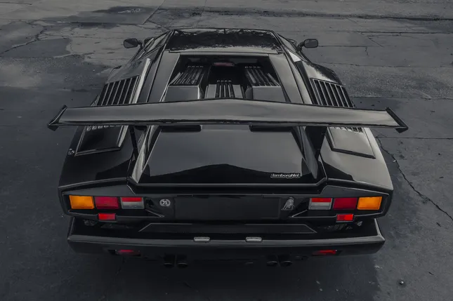 Motion Tested ‘Lamborghini Countach’ Editorial Photography