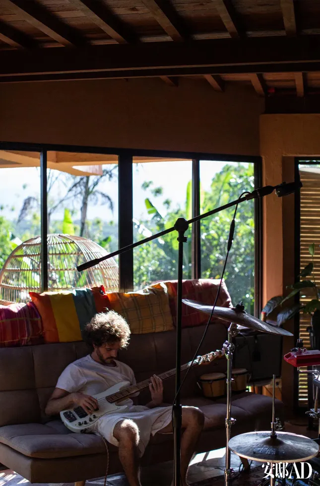 FKJ House Visit for AD Magazine