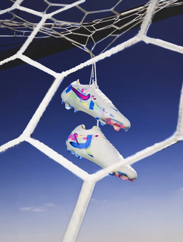 Nike Football w/ Alex Morgan & Alyssa Thompson