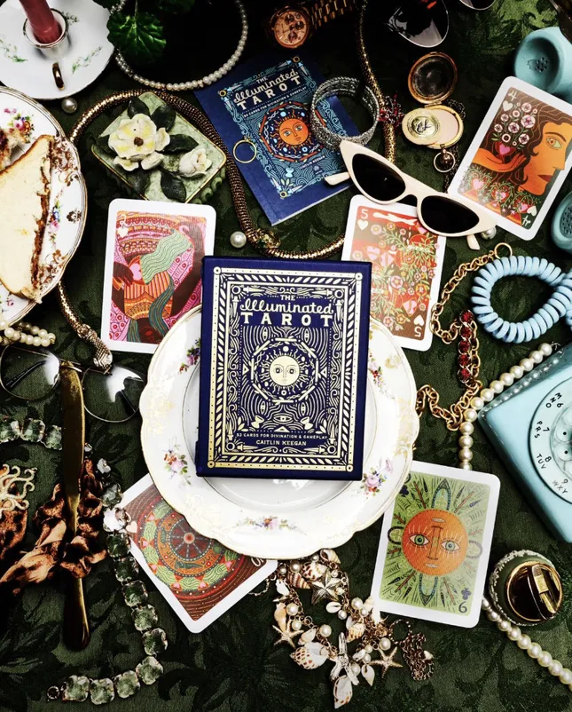 Illuminated Tarot